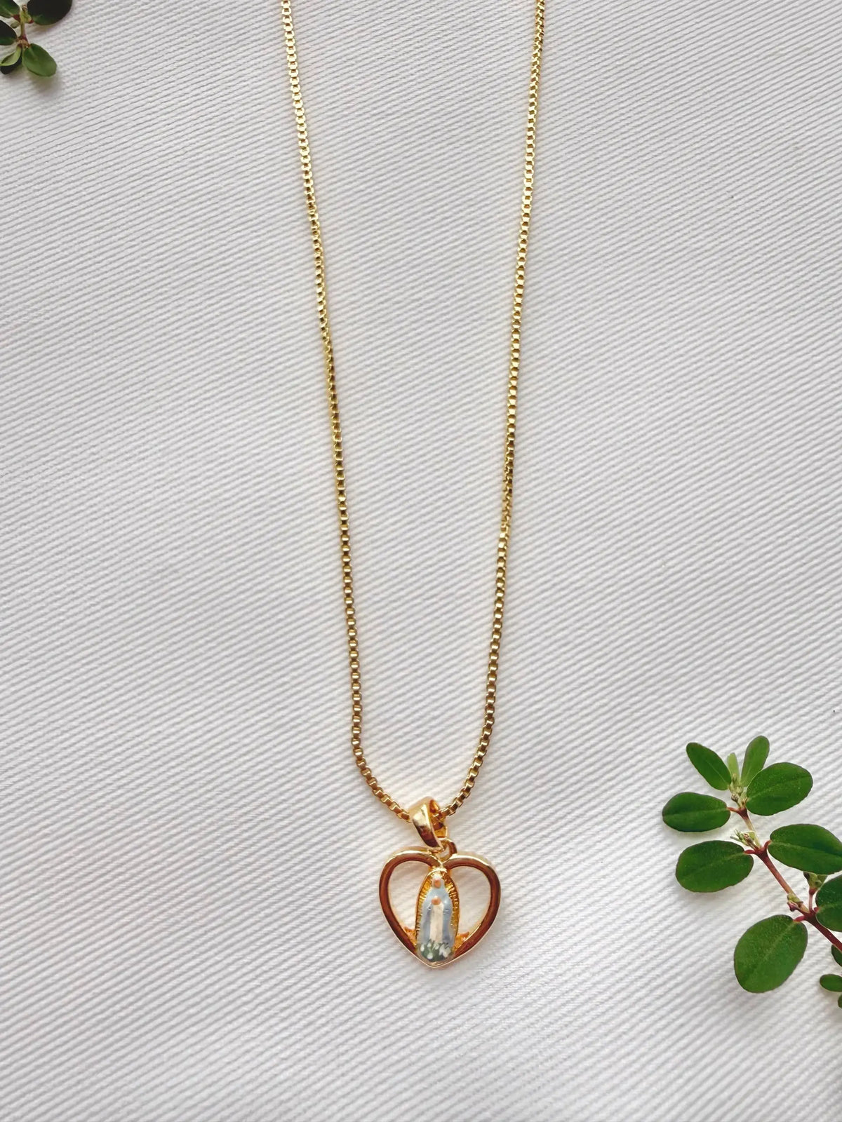 Dainty Mary, Queen Of Our Hearts Necklace